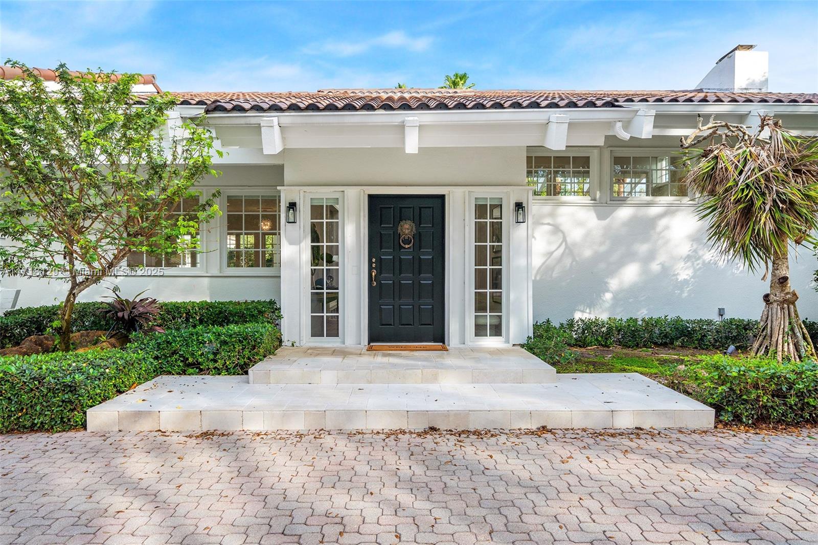 SANSTROM ESTATES - Residential