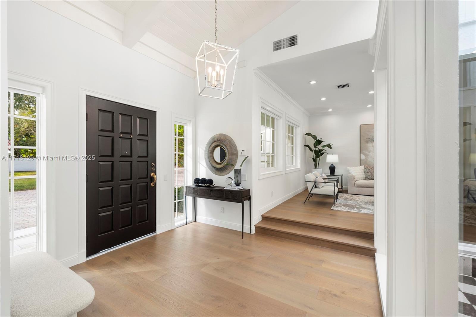 SANSTROM ESTATES - Residential