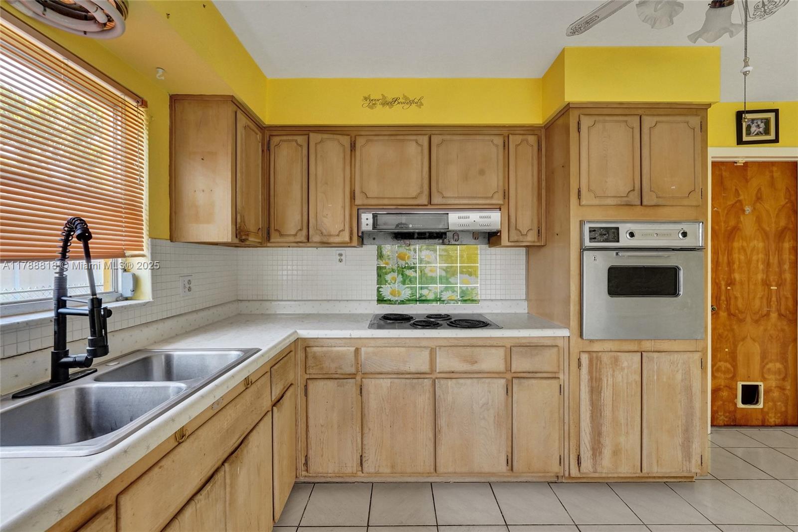 BOCA RATON SQUARE UNIT 6 - Residential