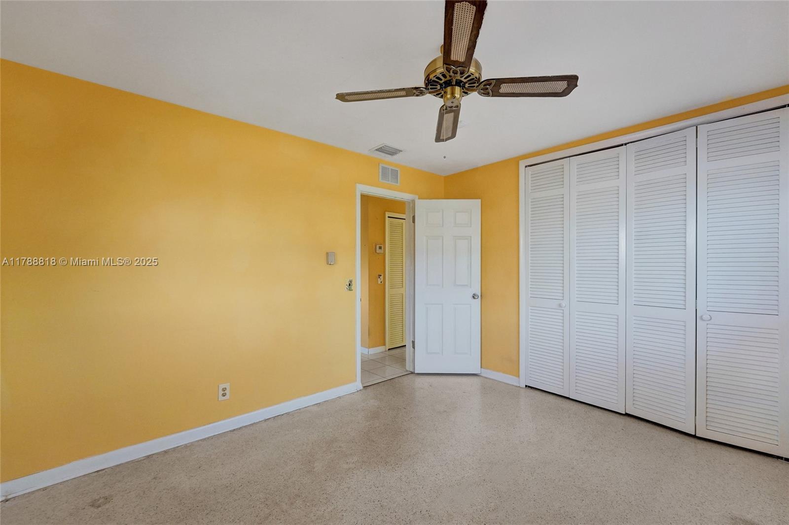 BOCA RATON SQUARE UNIT 6 - Residential