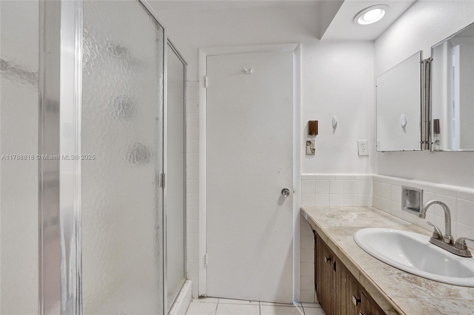 BOCA RATON SQUARE UNIT 6 - Residential