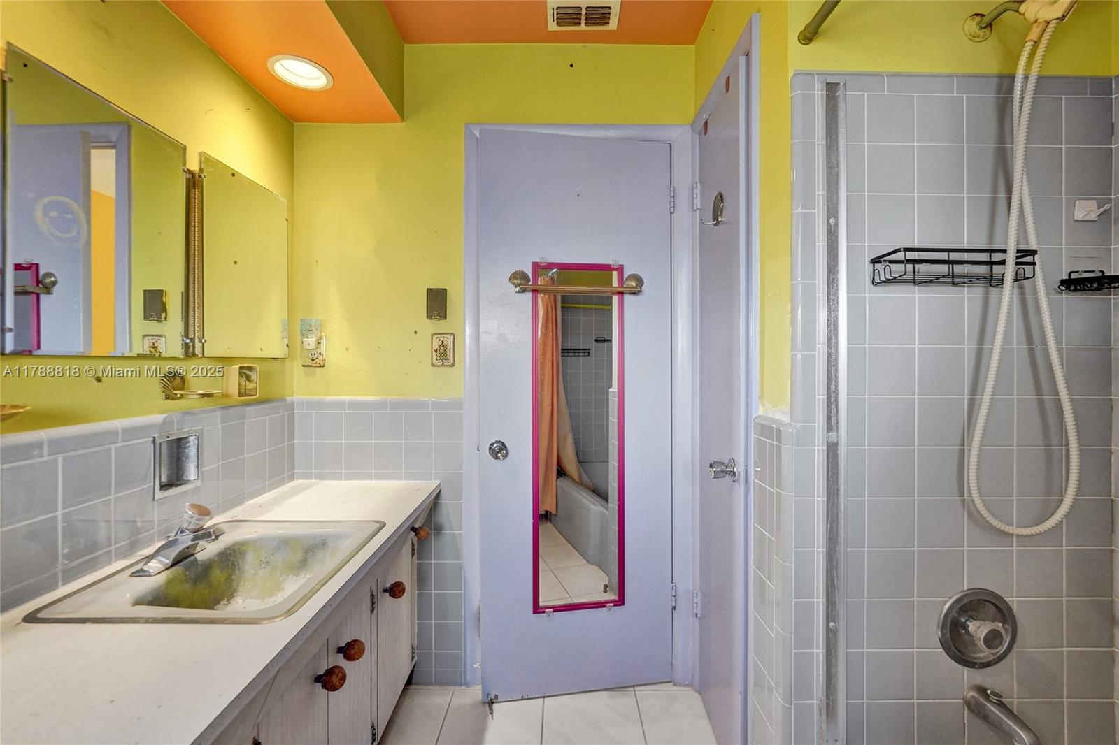 BOCA RATON SQUARE UNIT 6 - Residential