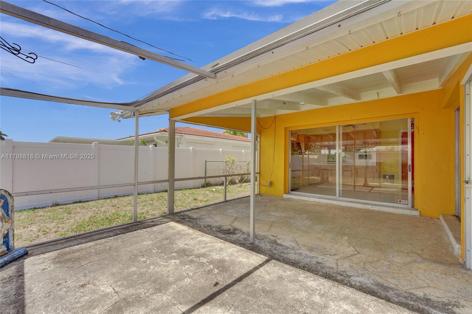 BOCA RATON SQUARE UNIT 6 - Residential