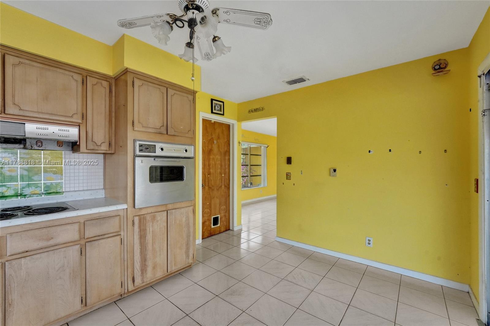 BOCA RATON SQUARE UNIT 6 - Residential