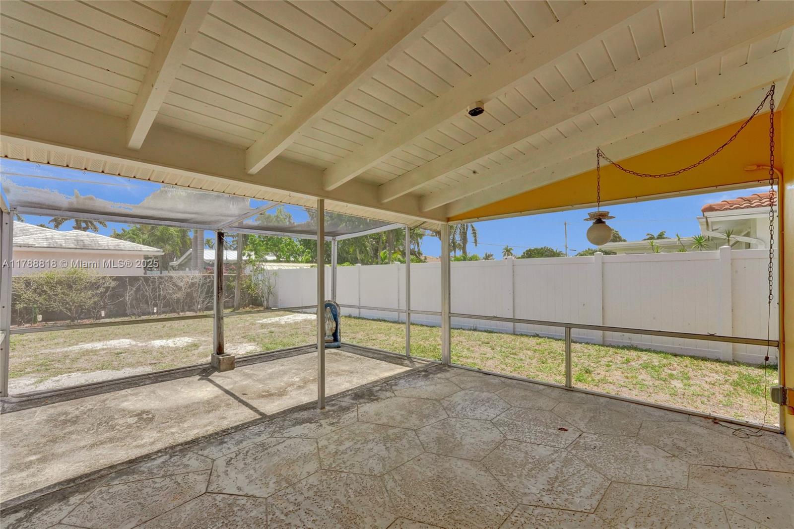 BOCA RATON SQUARE UNIT 6 - Residential