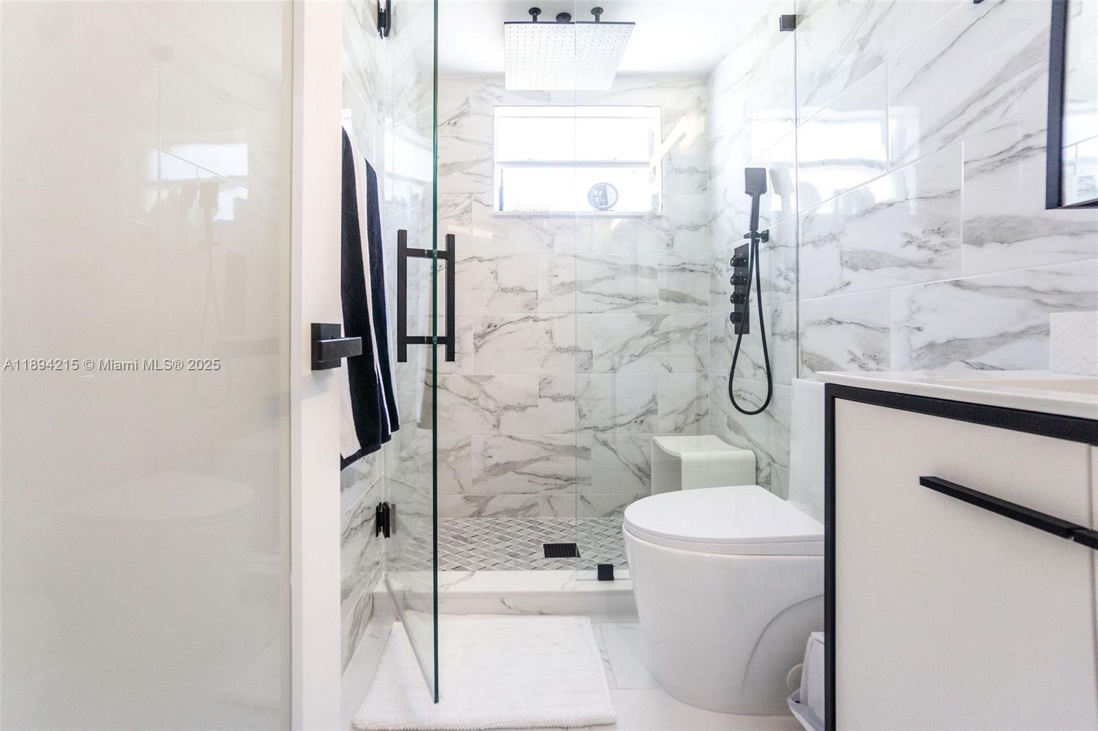 MIAMI BEACH NAUTILUS - Residential Income