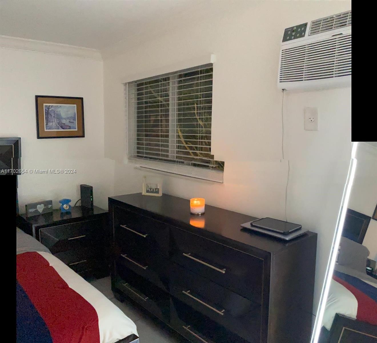 SALZEDO IN THE GABLES CON - Residential