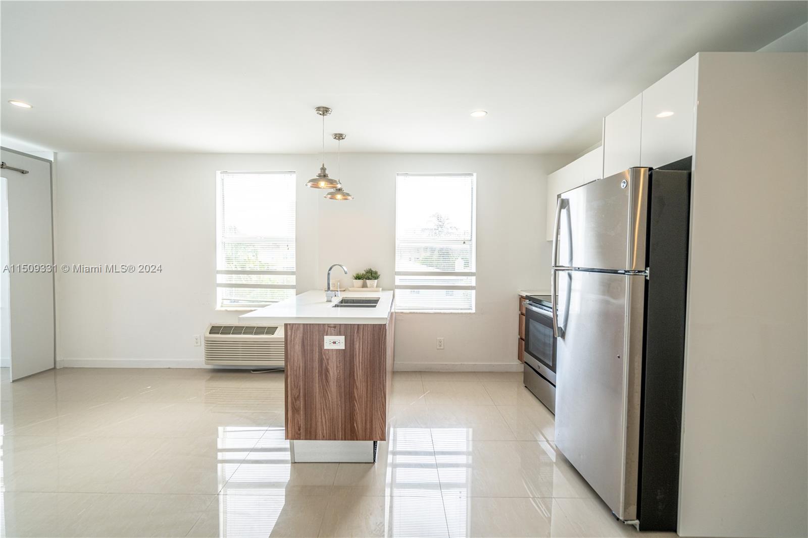 OCEANSIDE SEC ISLE OF NOR - Residential Lease