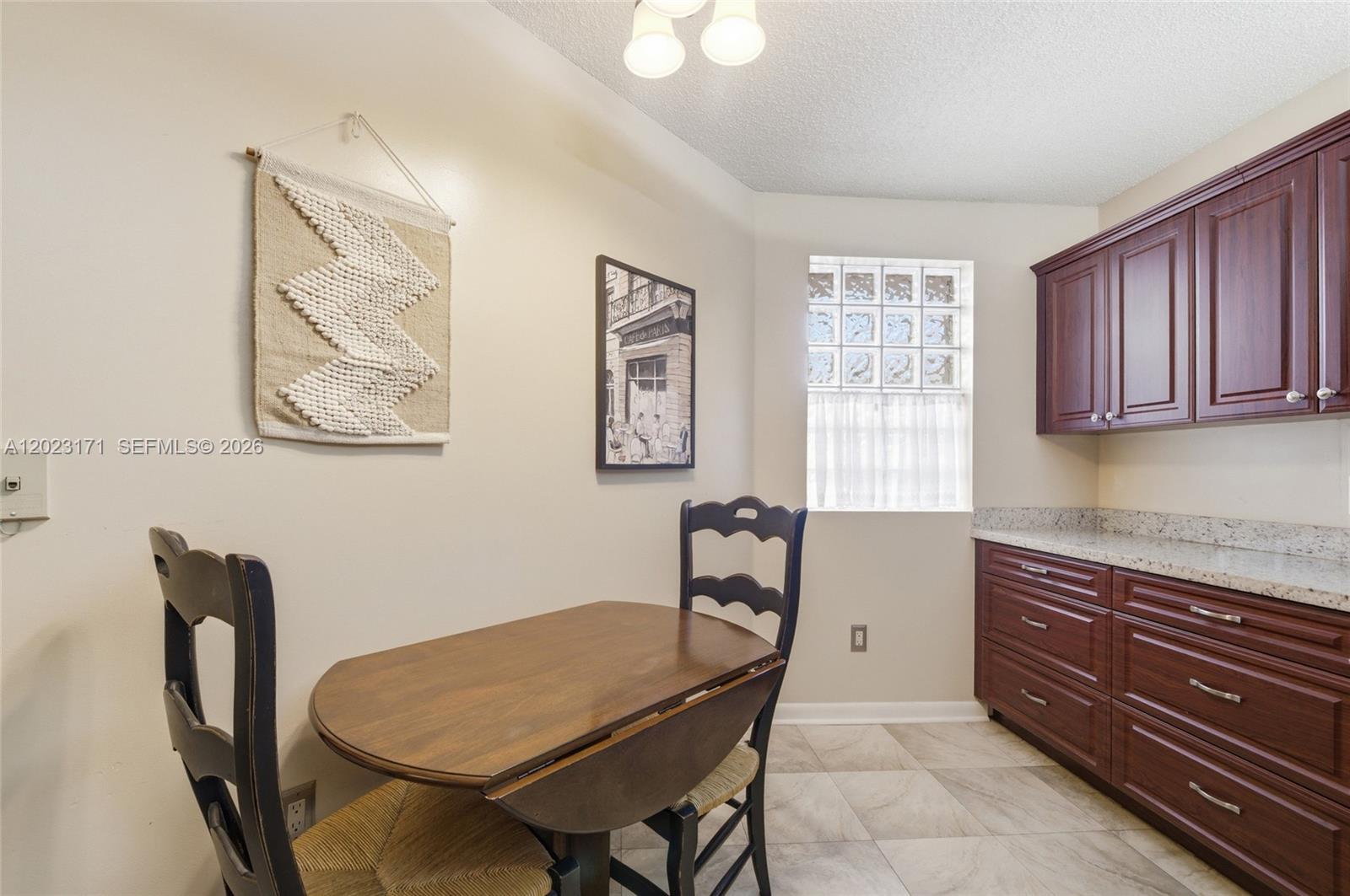 BAYVIEW VILLAGE B CONDO - Residential