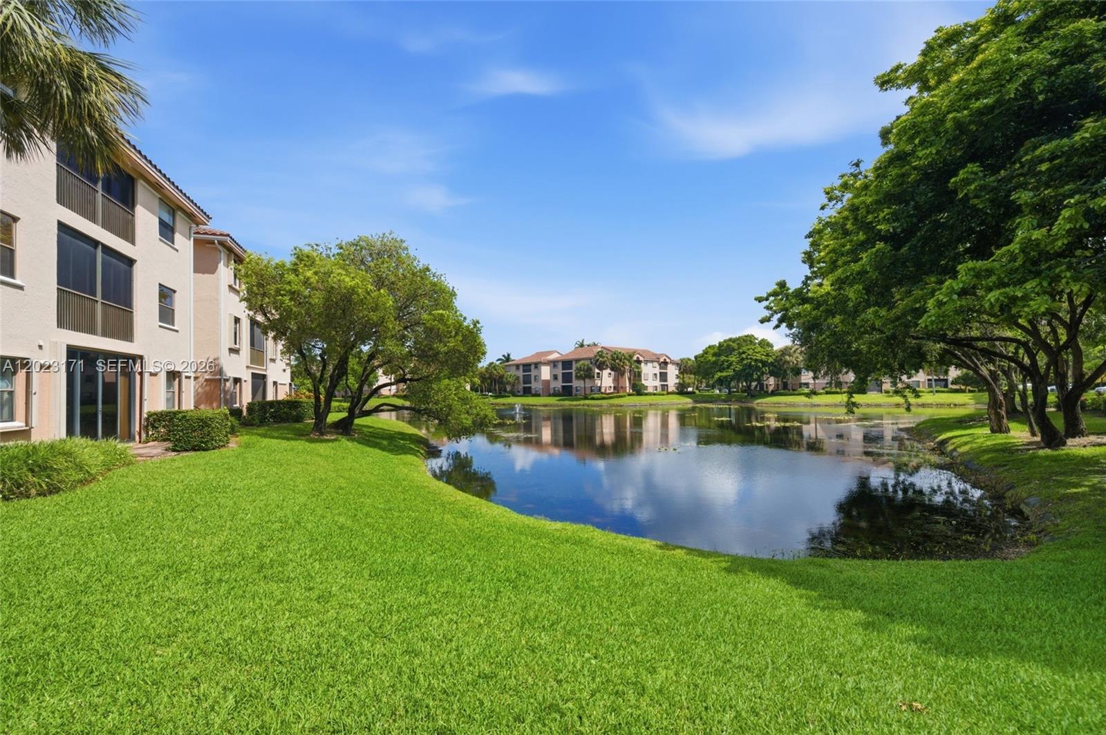 BAYVIEW VILLAGE B CONDO - Residential