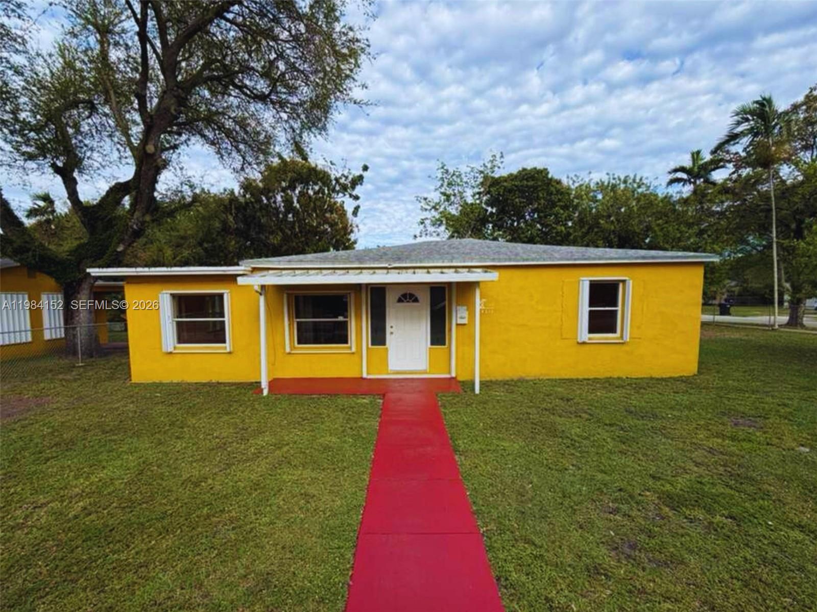 BISCAYNE HIGHLANDS - Residential Lease