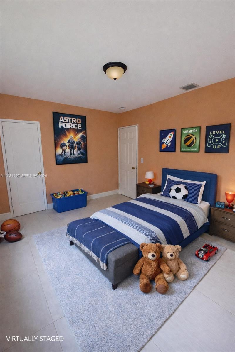 BISCAYNE HIGHLANDS - Residential Lease