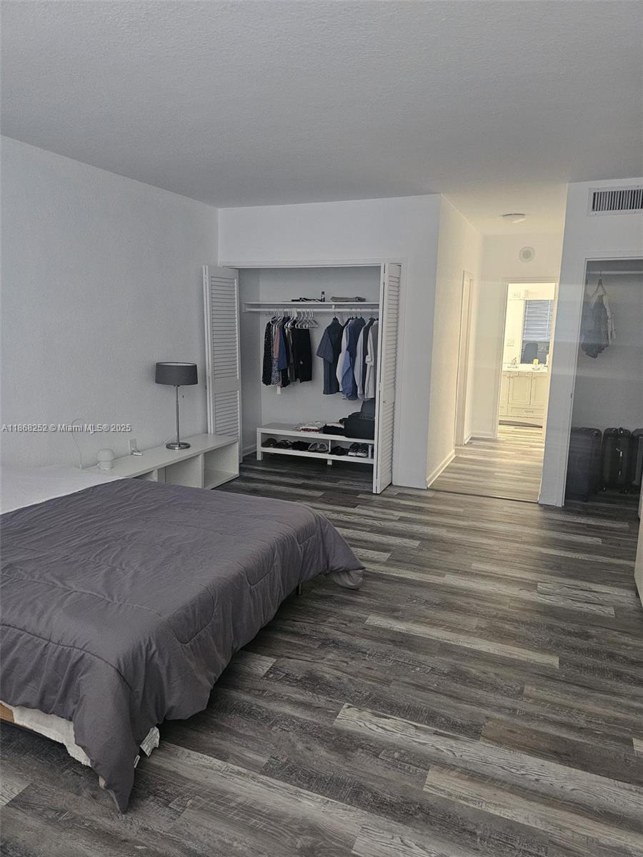 CORINTHIAN CONDO - Residential