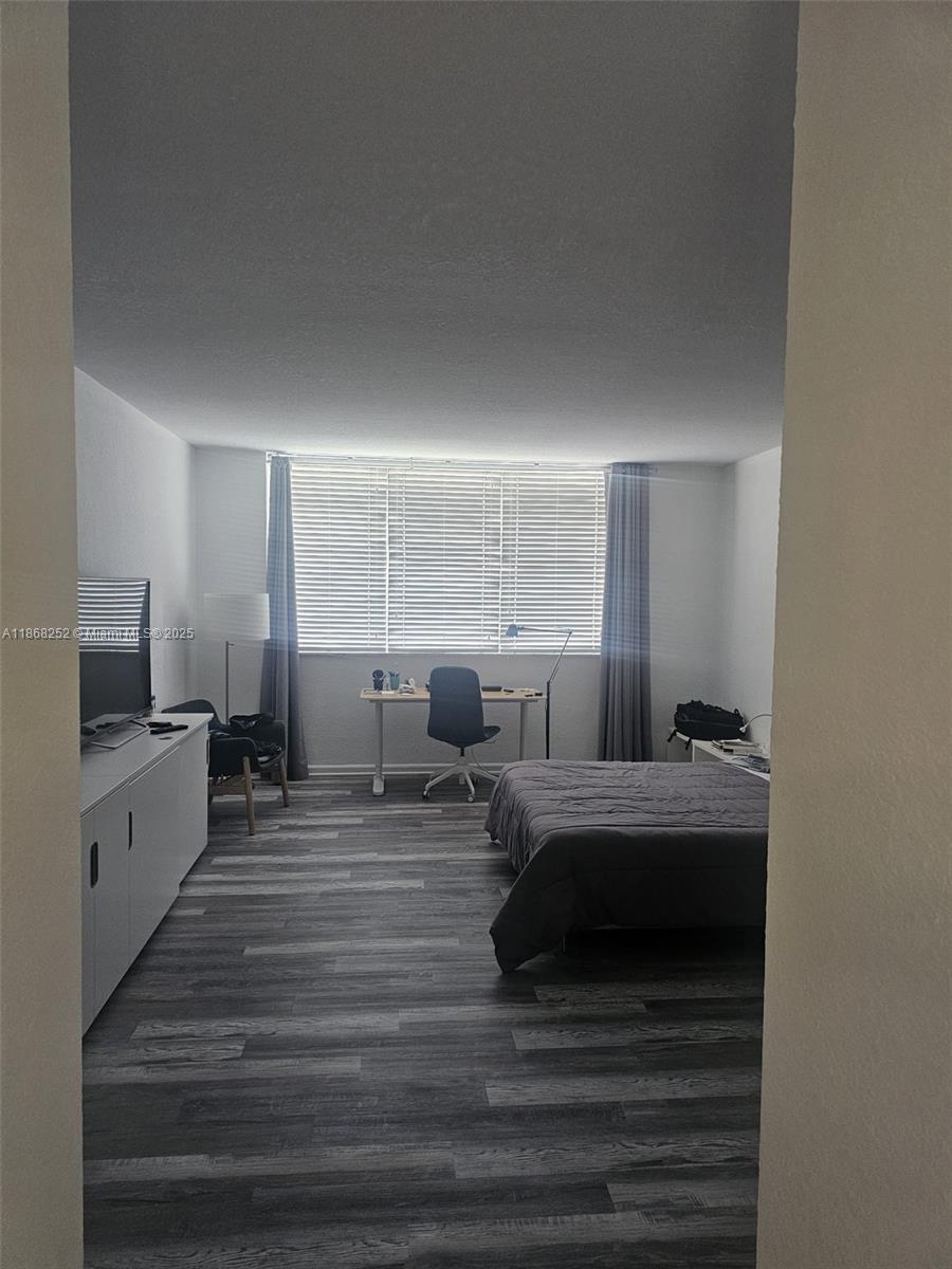 CORINTHIAN CONDO - Residential