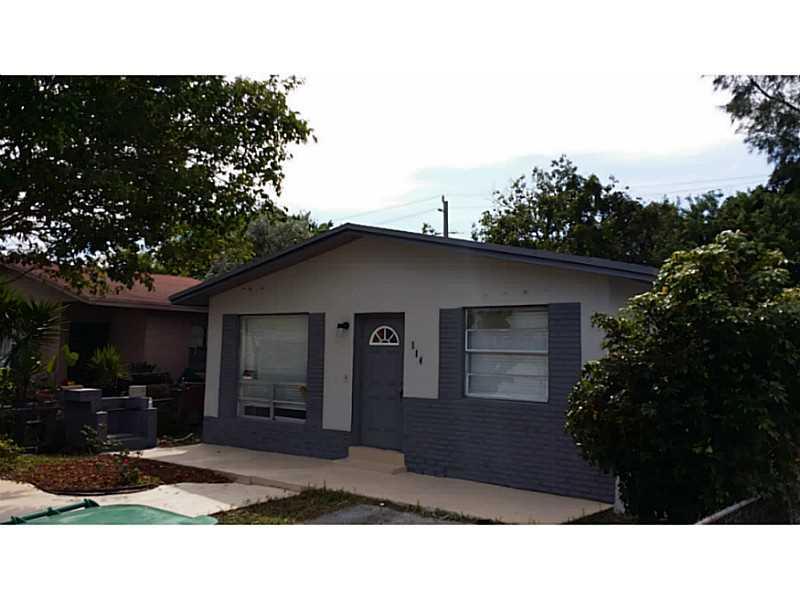 PARADISE MANOR 32-31 B - Residential