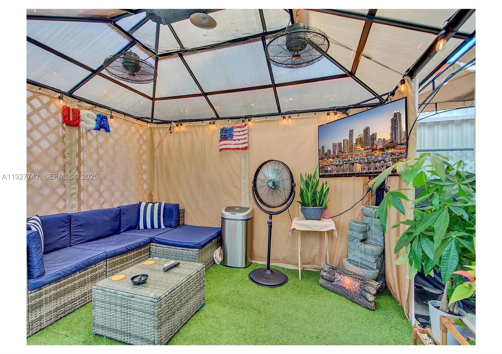 CAROLINA HEIGHTS 2ND SEC - Residential Income