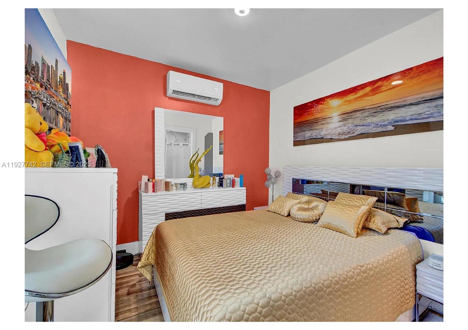 CAROLINA HEIGHTS 2ND SEC - Residential Income