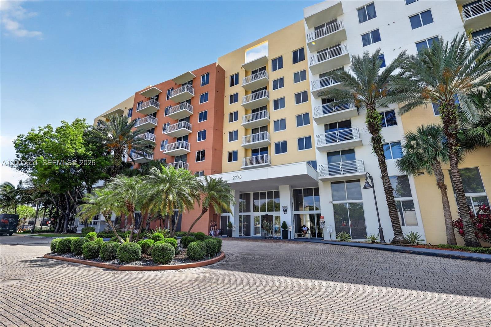 VENTURE AT AVENTURA WEST - Residential