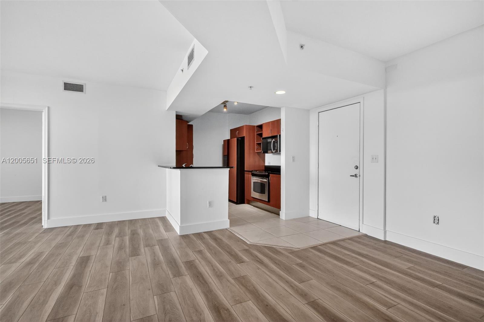 VENTURE AT AVENTURA WEST - Residential