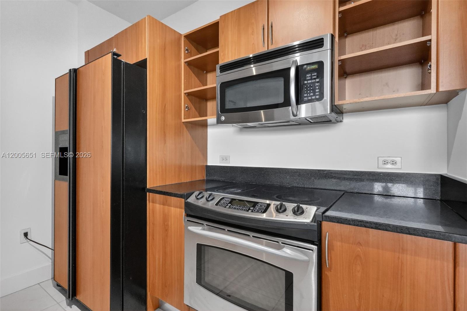 VENTURE AT AVENTURA WEST - Residential