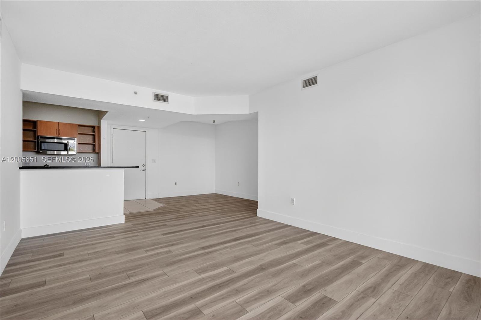 VENTURE AT AVENTURA WEST - Residential