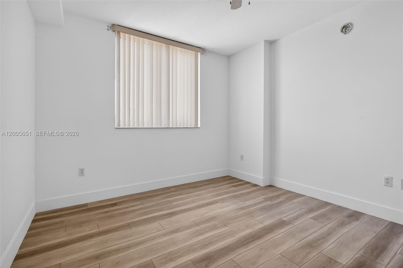 VENTURE AT AVENTURA WEST - Residential