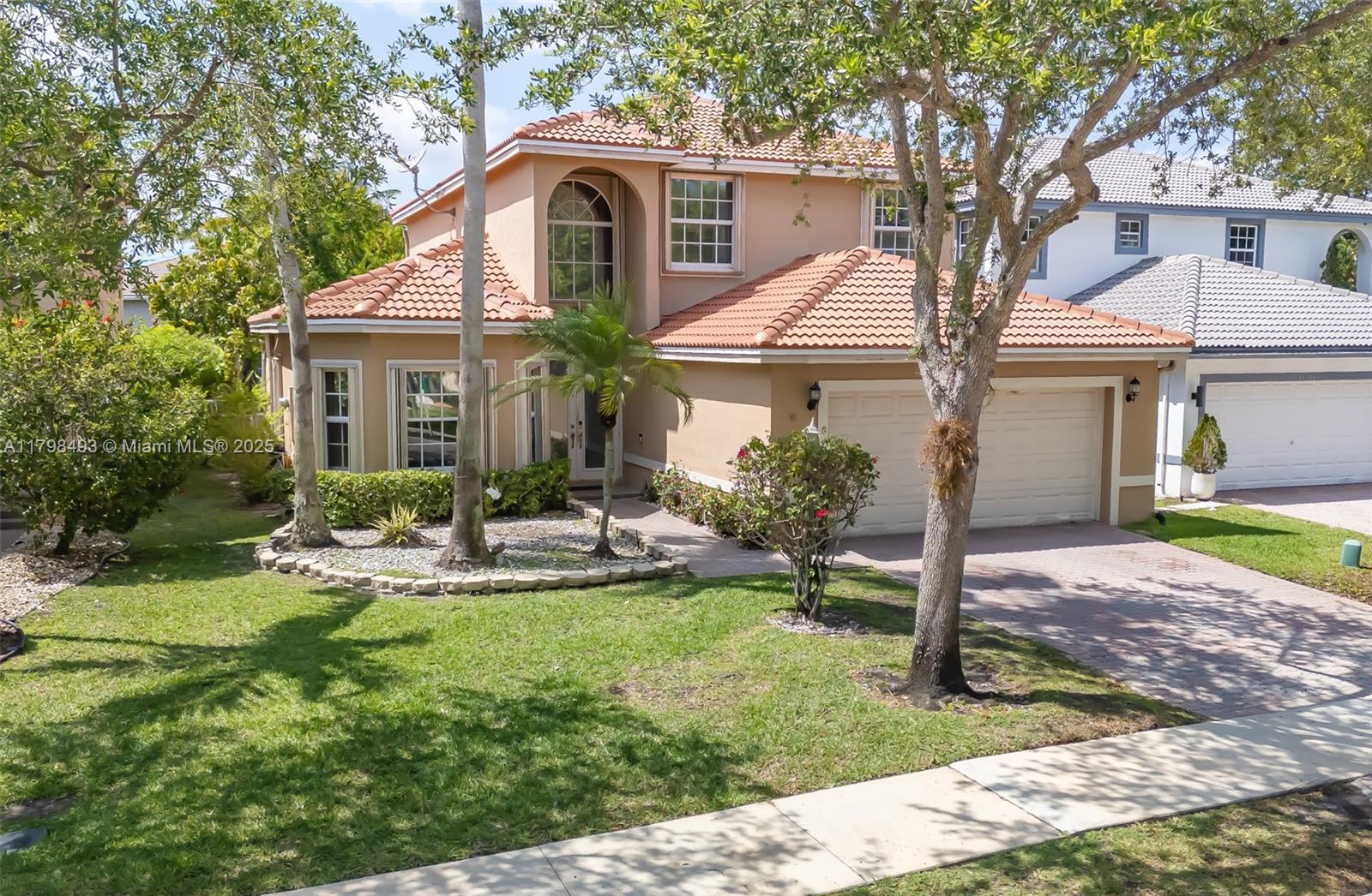 11919 NW 47th St