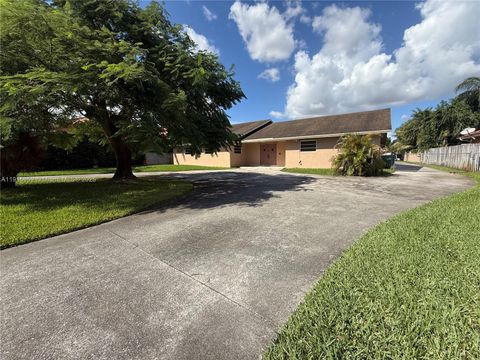 14381 SW 19th Ter 0 Miami FL 33175