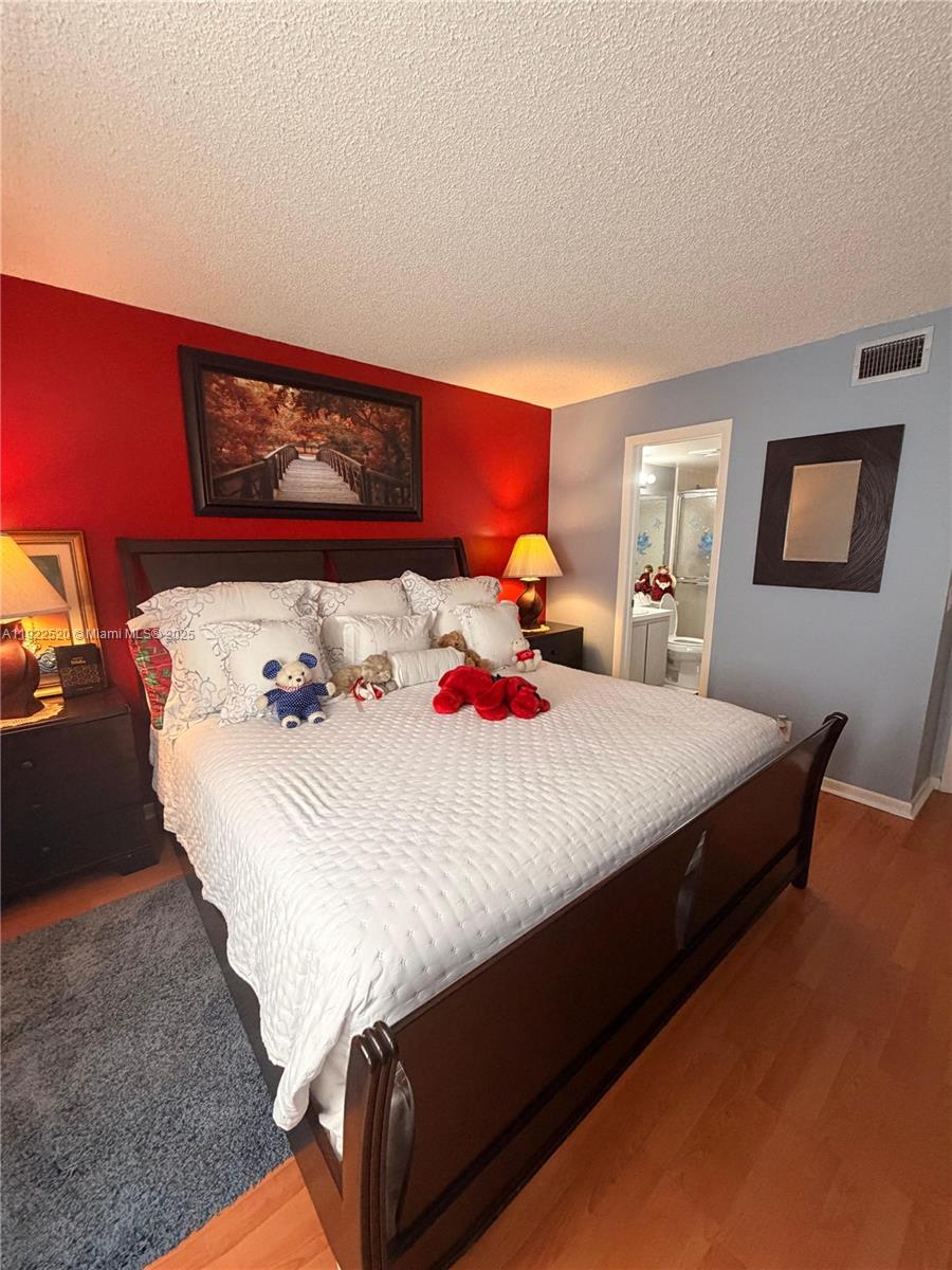 PINE RIDGE SOUTH IV CONDO - Residential