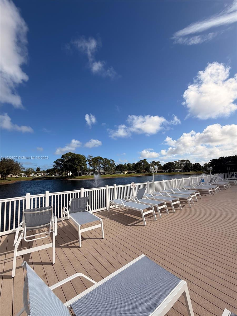 PINE RIDGE SOUTH IV CONDO - Residential