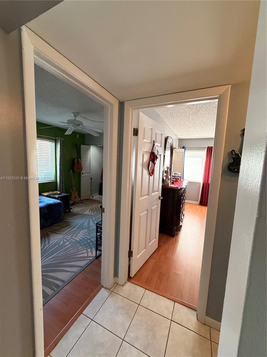 PINE RIDGE SOUTH IV CONDO - Residential