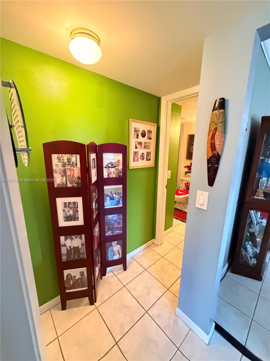 PINE RIDGE SOUTH IV CONDO - Residential