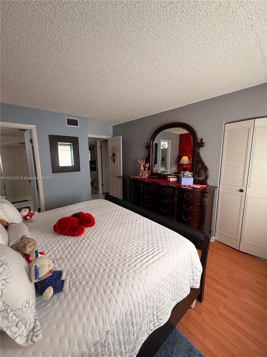 PINE RIDGE SOUTH IV CONDO - Residential