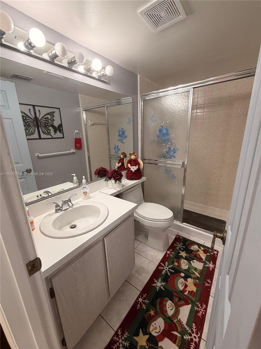 PINE RIDGE SOUTH IV CONDO - Residential