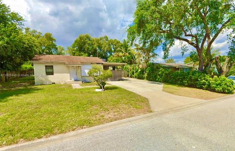 Single Family Residence in Lake Worth FL 4087 Foss Rd Rd.jpg