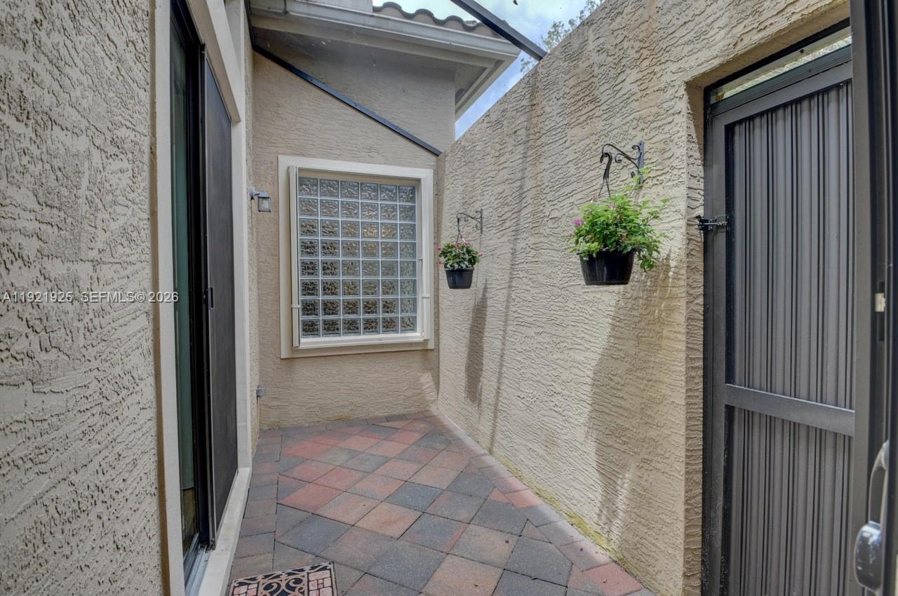 BRIDGES PL 7 - Residential