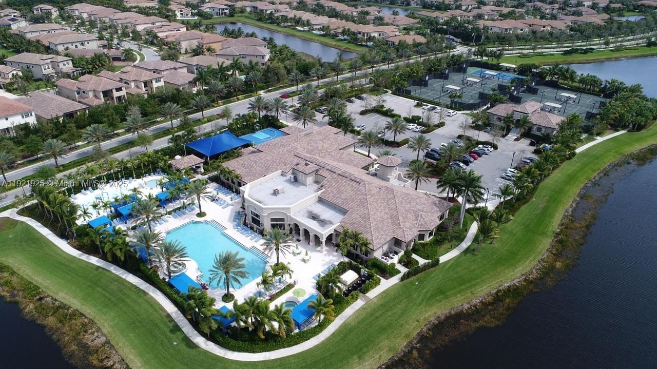 BRIDGES PL 7 - Residential