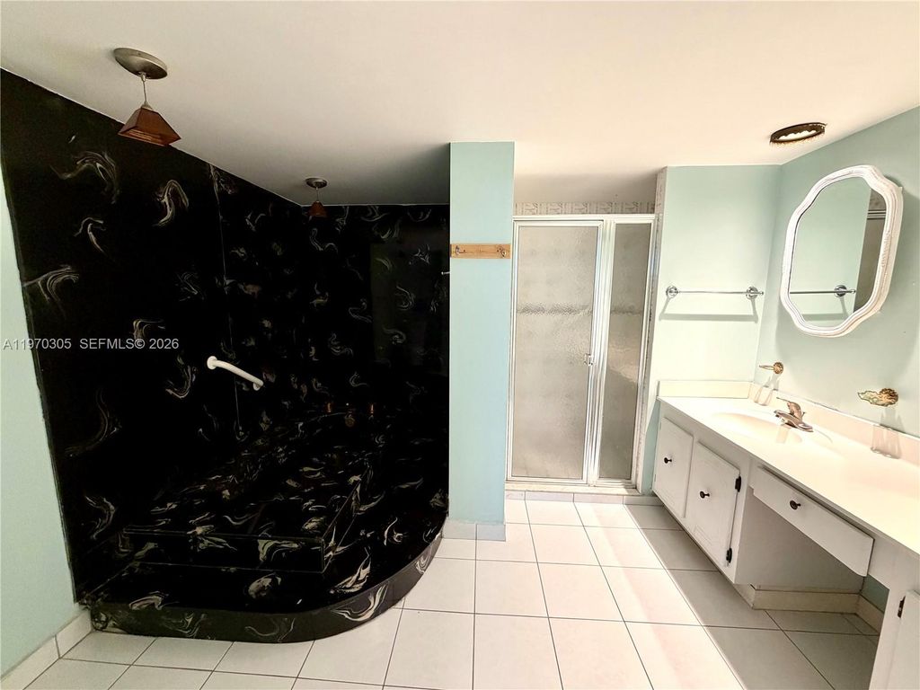 Photo of 1833 S Ocean Dr #1202, Hallandale Beach, FL 33009 (MLS # A11970305)