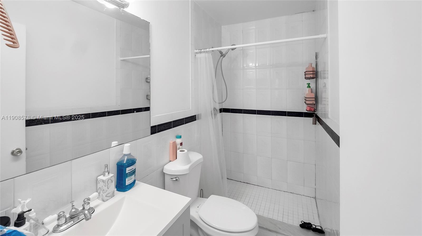 VILLAGE GREEN CONDO - Residential Lease