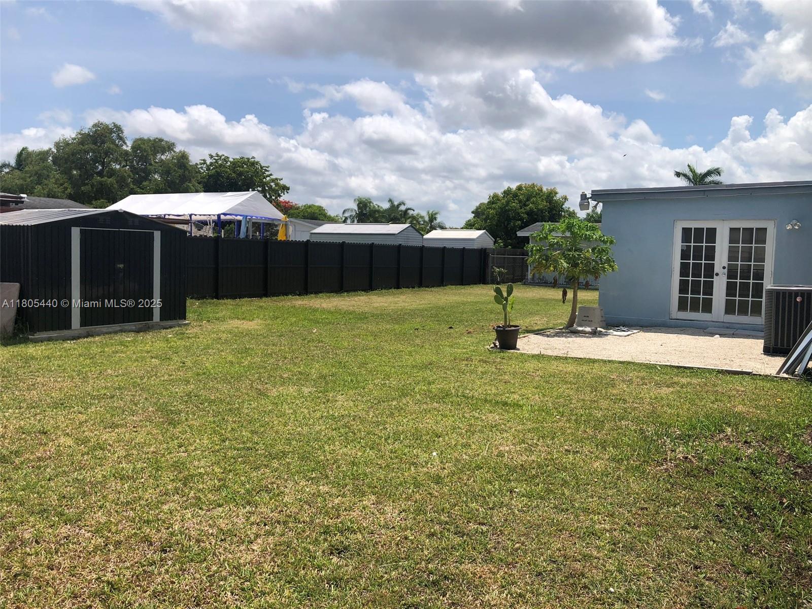 LANE-MAR ESTATES - Residential Lease