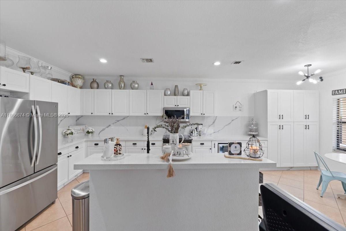 SILVER PALM EAST SEC ONE - Residential