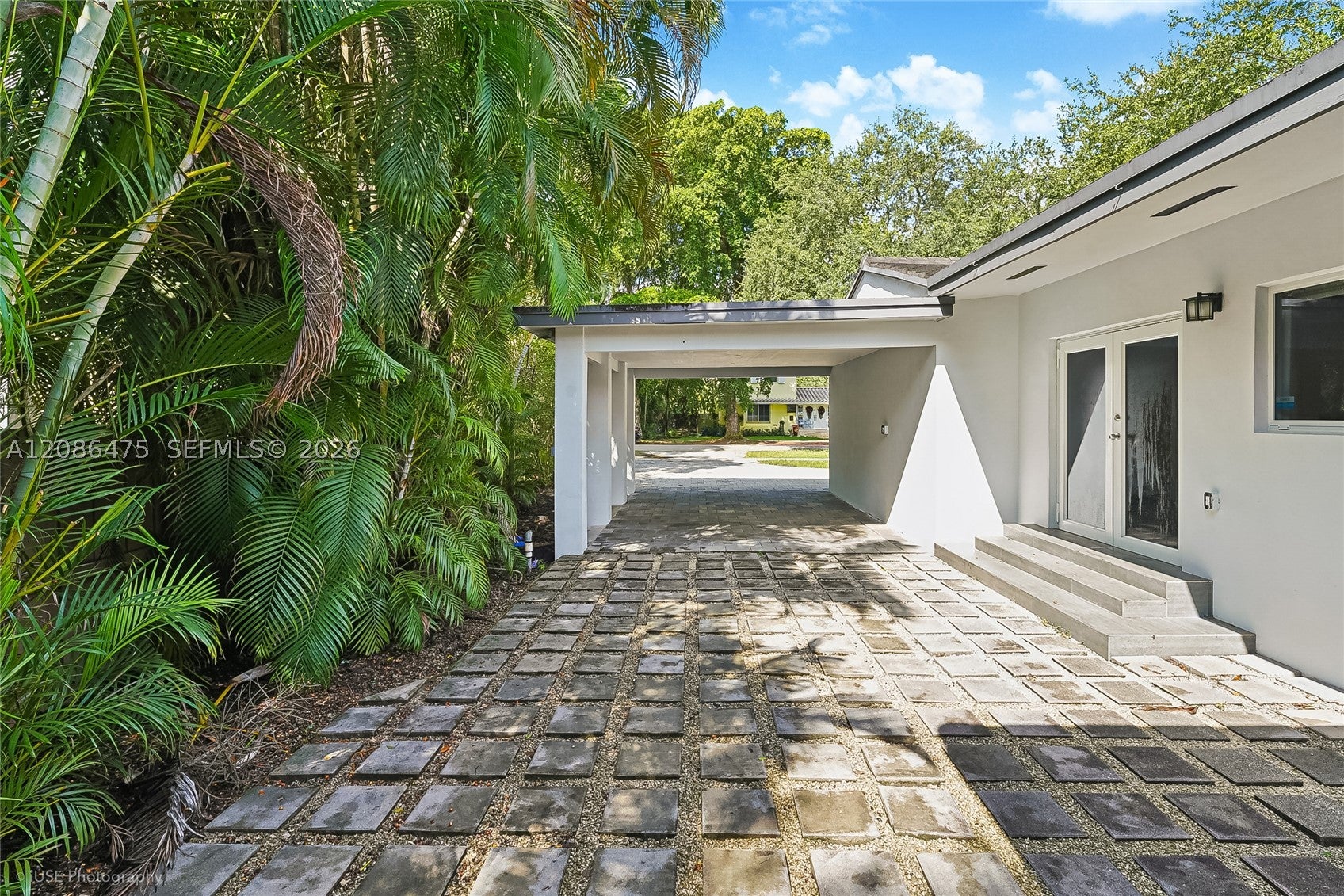 101 Palmetto Dr