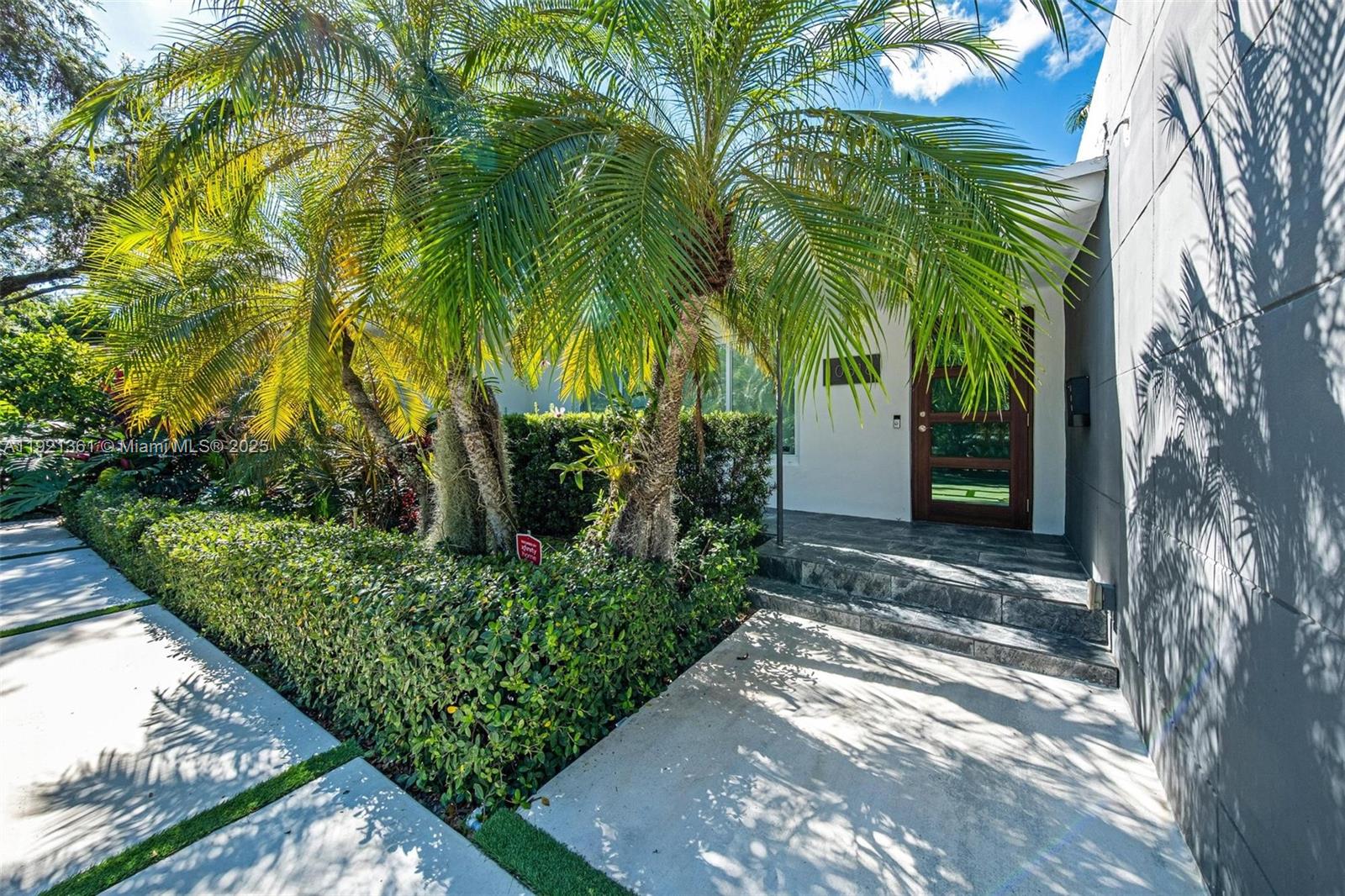 MIAMI SHORES ESTATES - Residential