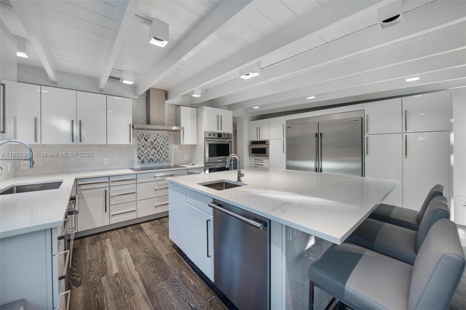 MIAMI SHORES ESTATES - Residential