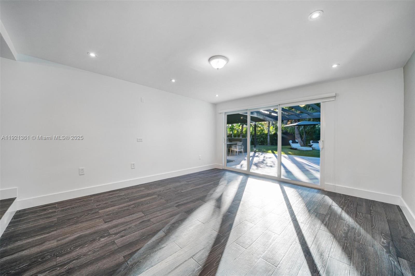 MIAMI SHORES ESTATES - Residential