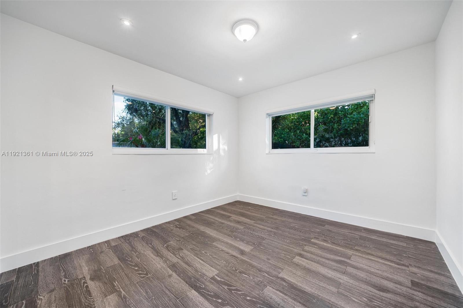 MIAMI SHORES ESTATES - Residential