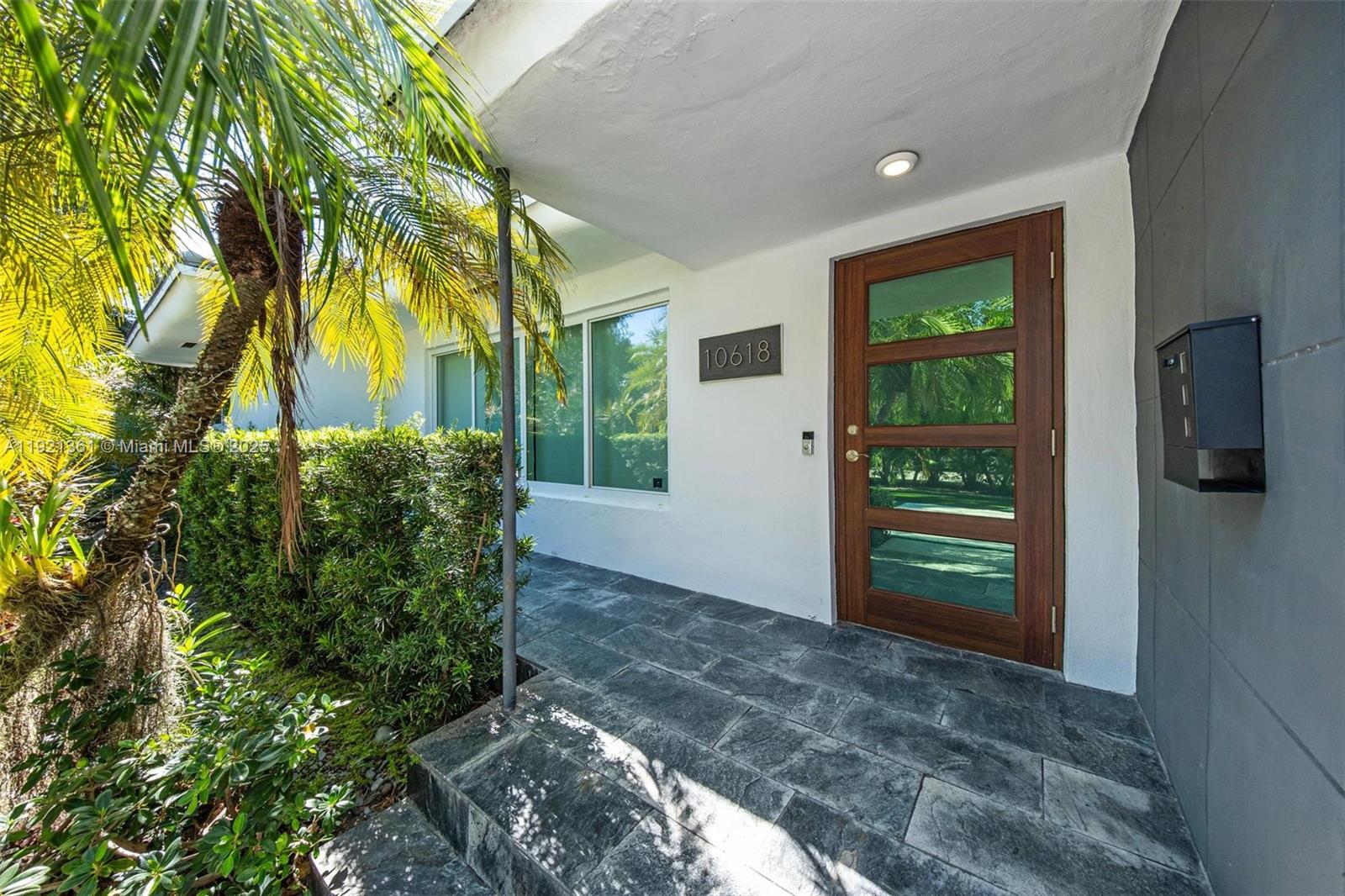MIAMI SHORES ESTATES - Residential