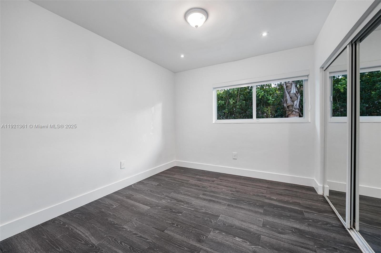 MIAMI SHORES ESTATES - Residential