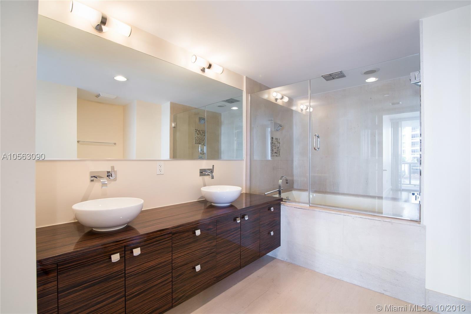 MEI CONDO - Residential