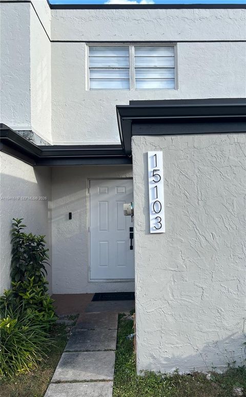 15103 SW 81st St 213 Miami FL 33193